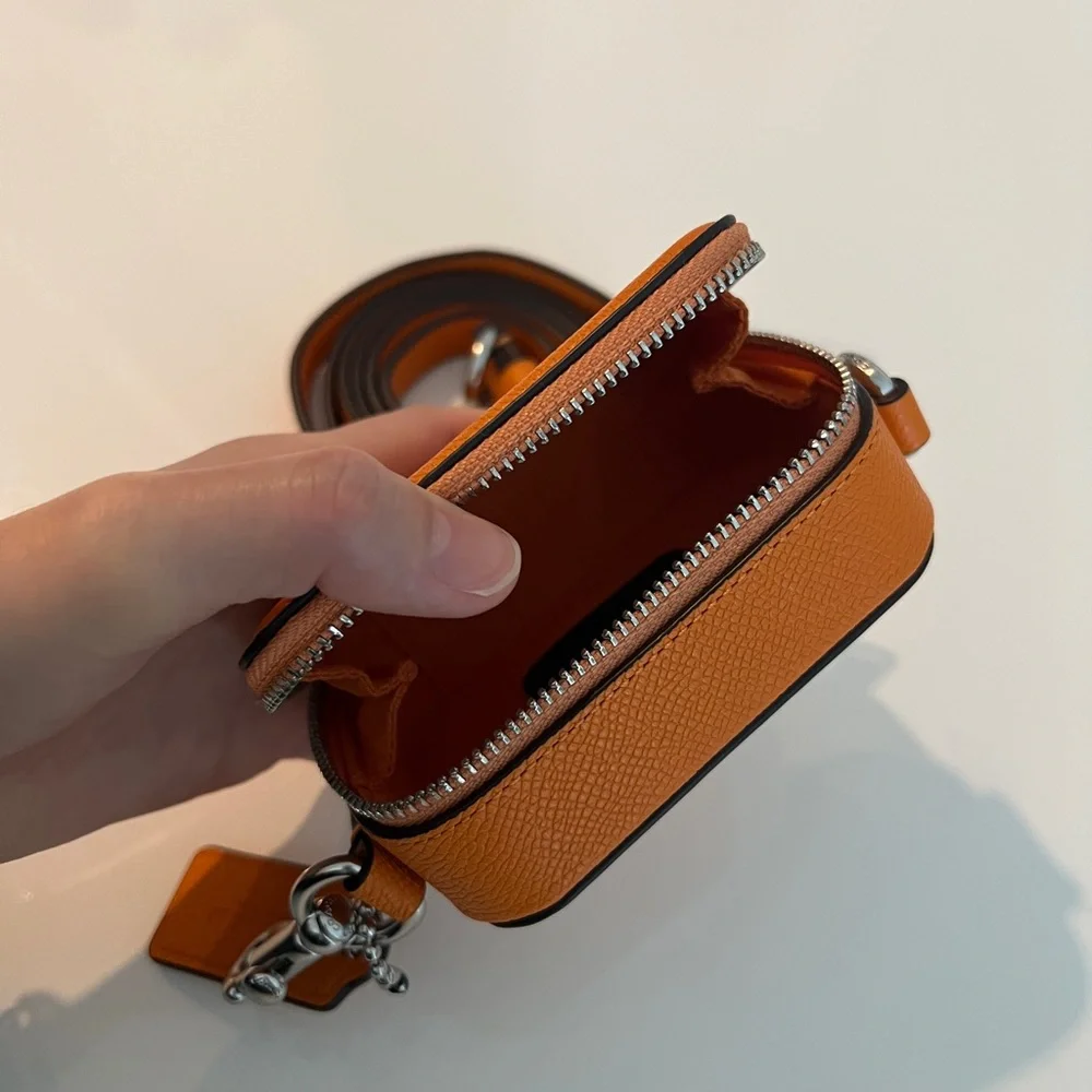 NWT Coach Orange Crossbody card wallet mini bag - Picture 4 of 5